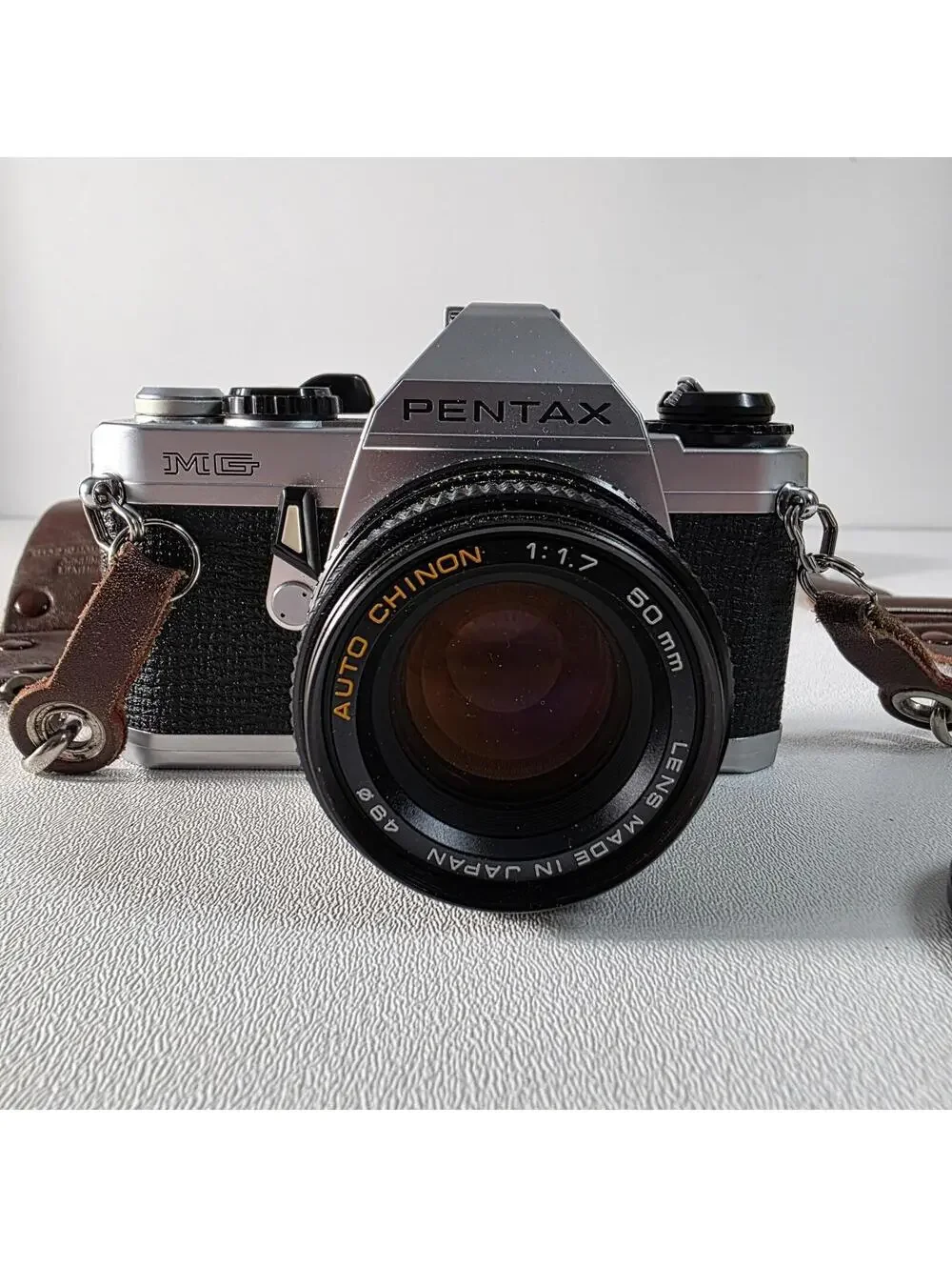NICE Vintage Pentax MG 35mm Film Camera W/Auto Chinon 50mm 1:7 Lens